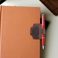 thumbnail image 3 of Marque-Page Magnétique Clip en Cuir avec Porte-Stylo Multifonction Matériau Couleur Café Accessoire de Lecture en Cuir Pu Design Rétro Café, 3 of 5