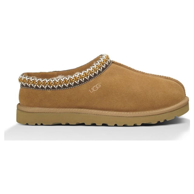 UGG Pantoufle Tasman pour Femme en Châtaigne, Taille 7 US. une Pantoufle pour Femme avec Tige en Suède, Doublure en Peau de Mouton 17 mm et Semelle Intérieure en Laine UGGpure 17 mm pour Chaleur et Confort. Comprend une Semelle Extérieure Treadlite by UGG pour Durabilité et Adhérence. accents de Surpiqûres Décoratives le Col.