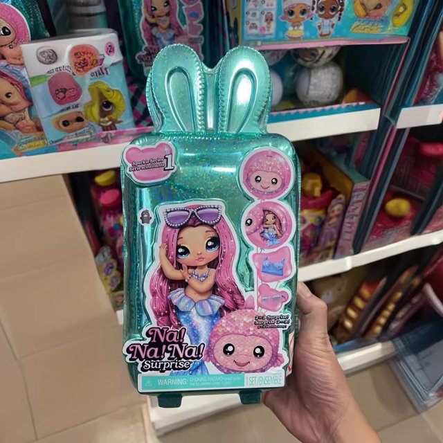 MGA NANANA Surprise Doll Pom Dress Up Doll Set