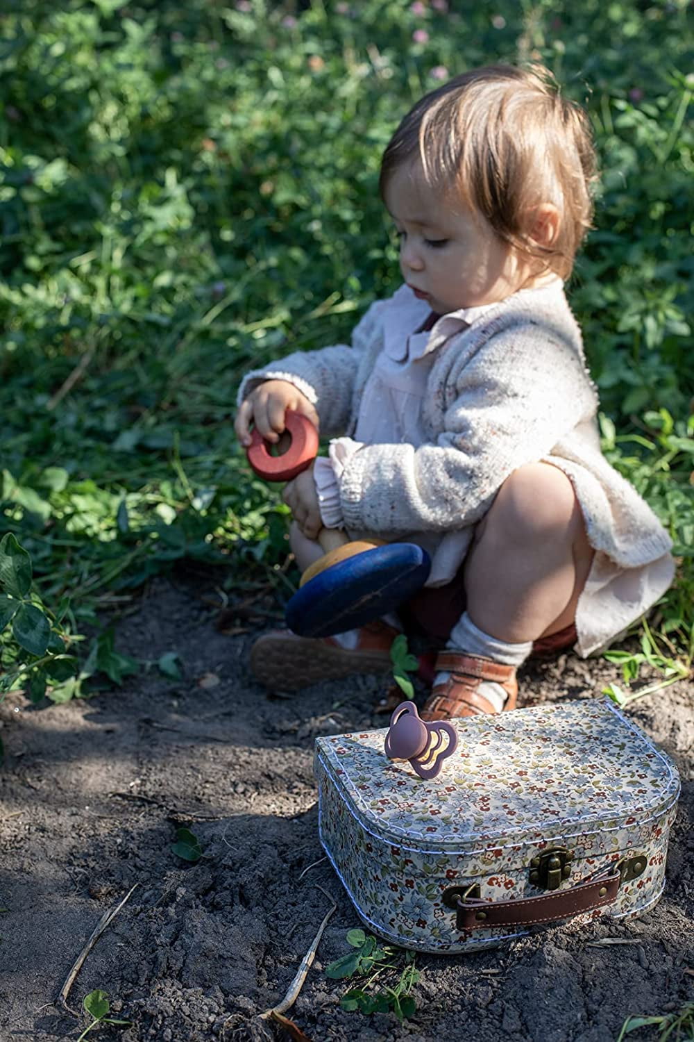 Sucettes BIBS – Couture | Sucette à Tétine Orthodontique | Sucette en Caoutchouc Naturel Sans BPA | Fabriqué au Danemark | Ensemble de 2 Sucettes (0-6 Mois)