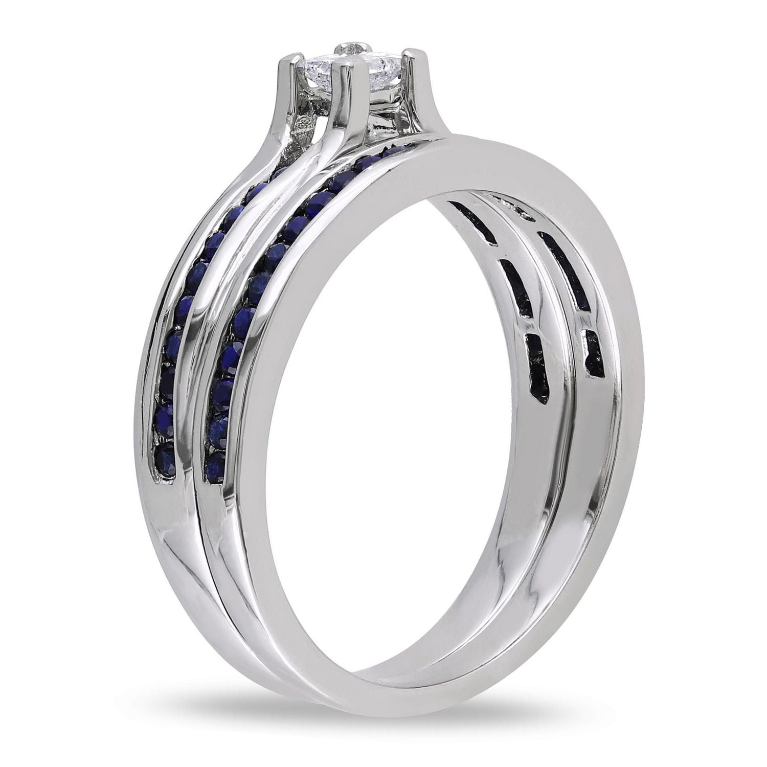 Ensemble nuptial Miabella avec diamants 1/6 CT poids total de taille princesse et saphir bleu synthétique en argent sterling