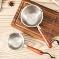 thumbnail image 4 of Casserole en Acier Inoxydable Premium avec Poignée en Bois Massif Durable, Répartition Uniforme de la Chaleur, Facile à Nettoyer, Couleur Café Résistante aux Taches (Peut Varier selon le Moniteur), 4 of 8
