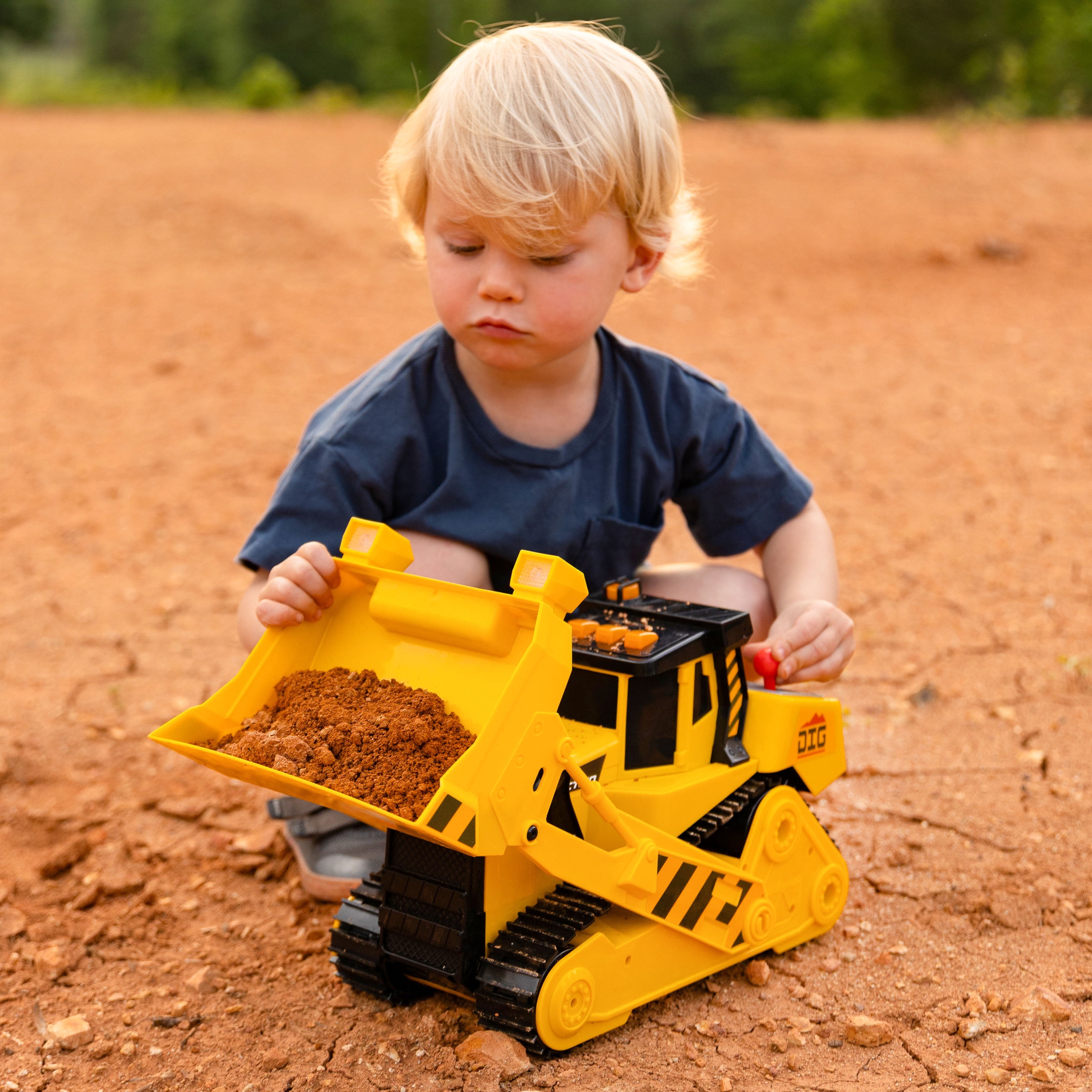 Maxx Action 16" Dozer with Joystick Controls, Lights, Construction Sounds, Motorized Movement, and Real Working Bucket