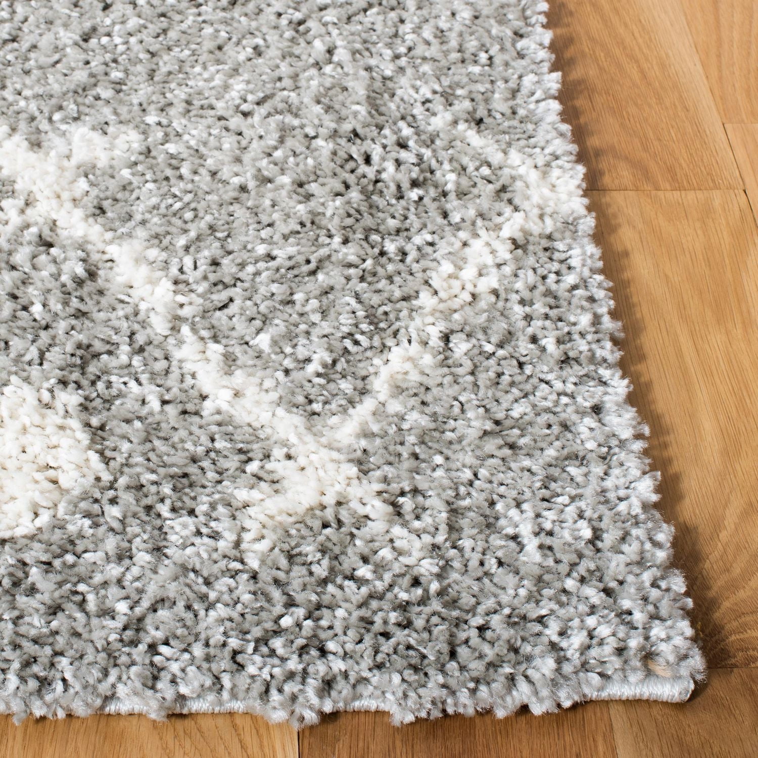 SAFAVIEH Vana Santana Tapis Géométrique Shag