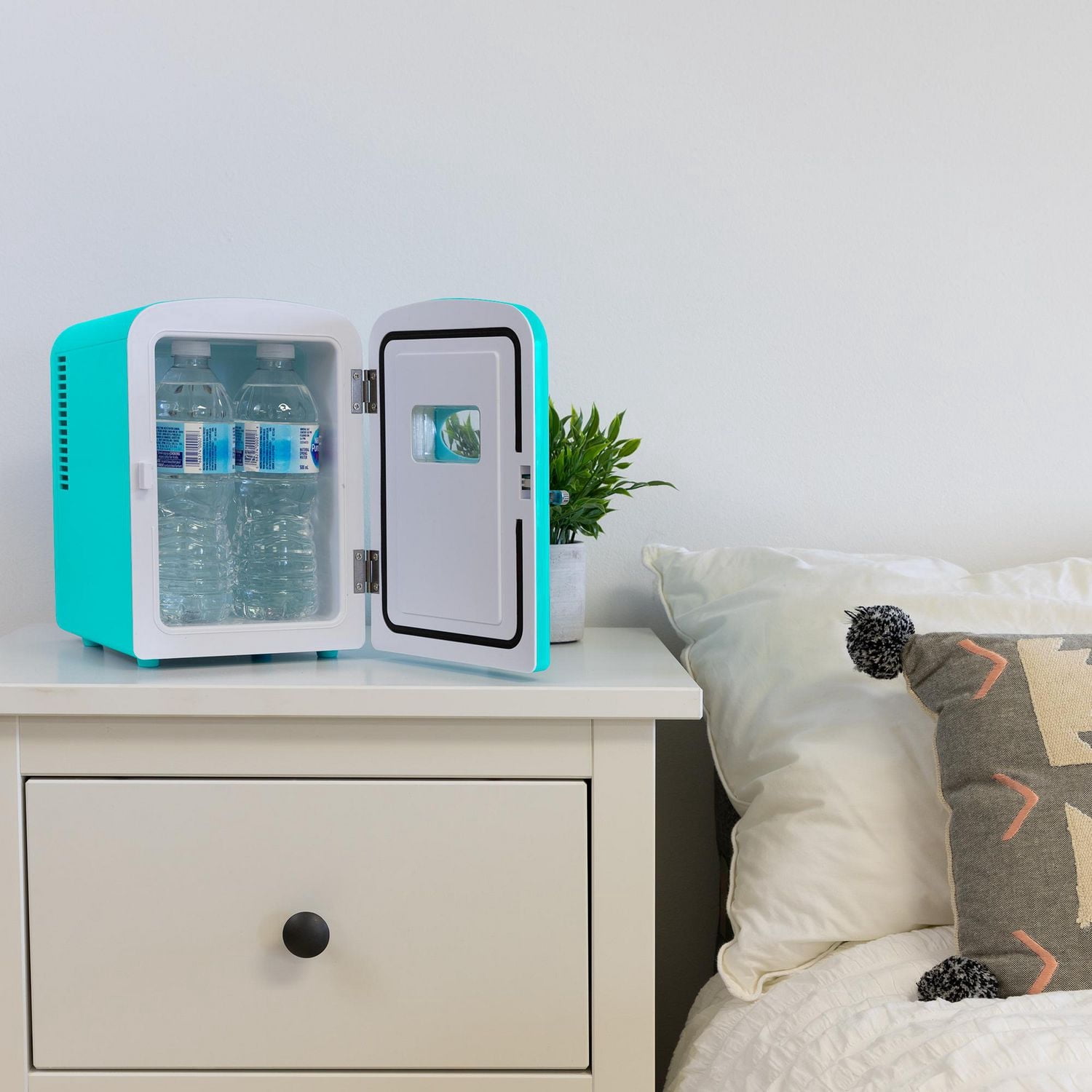 Koolatron Frigo Mini Thermoélectrique Portable Rétro 6 Canettes, 4,2 Quarts, 12V DC/110V AC, pour Maison, Chambre d'Étudiant, Voiture, Bateau, Boissons et Plus