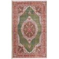 thumbnail image 1 of Tapis Vert Oriental Usé à Médaillon Floral, 1 of 5