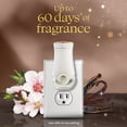 thumbnail image 2 of Glade PlugIns® Huile Parfumée 5 Recharges - Very Merry Vanilla, 2 of 7
