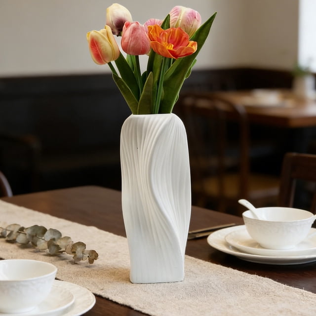 QTOCIO Vase Plastic Vase With Ceramic Appearance Non Fragile Vase Decorative Art Tabletop Decoration Warm House Gift Wedding Dining Table Bookshelf Art Decoration