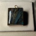 thumbnail image 5 of Pendentif Octogonal en Argent Sterling Naturel Certifié 88 Ct Labrodite, 5 of 5