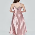 thumbnail image 4 of Pyjama en Satin de Soie pour Femmes, Col en V, Longue Chemise de Nuit Sans Manches, 4 of 5