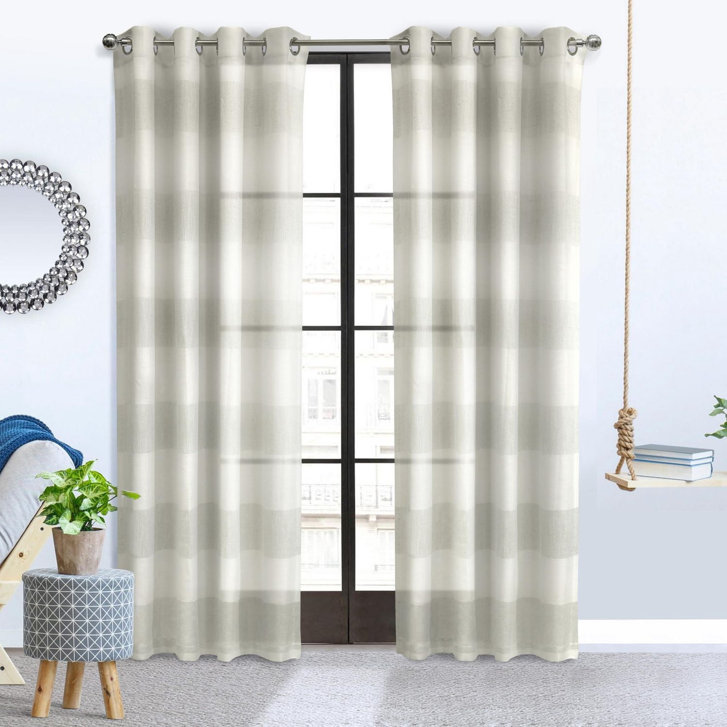 Loft Living Petoskey, filtrant la lumière panneau de rideau à œillets en faux lin à rayures métalliques 52" x 84", gris ivoire