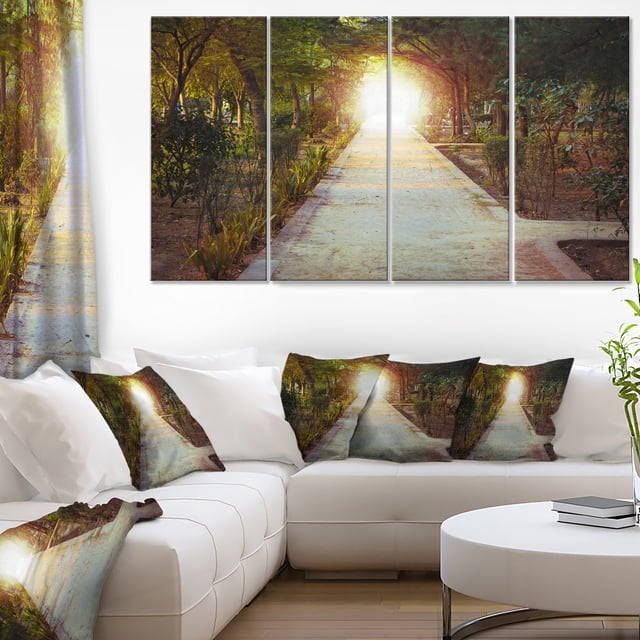 Path to Magical Mystery Woods