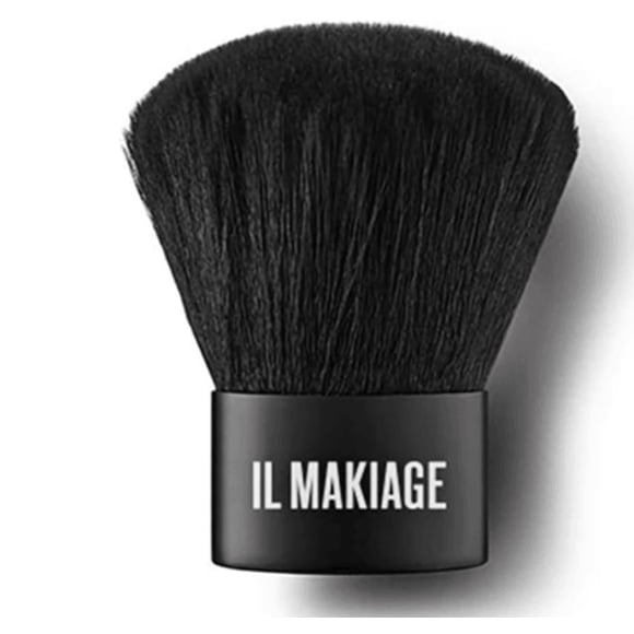 Il Makiage Kabuki Brush – Professional Makeup Brush, Handcrafted in Italy