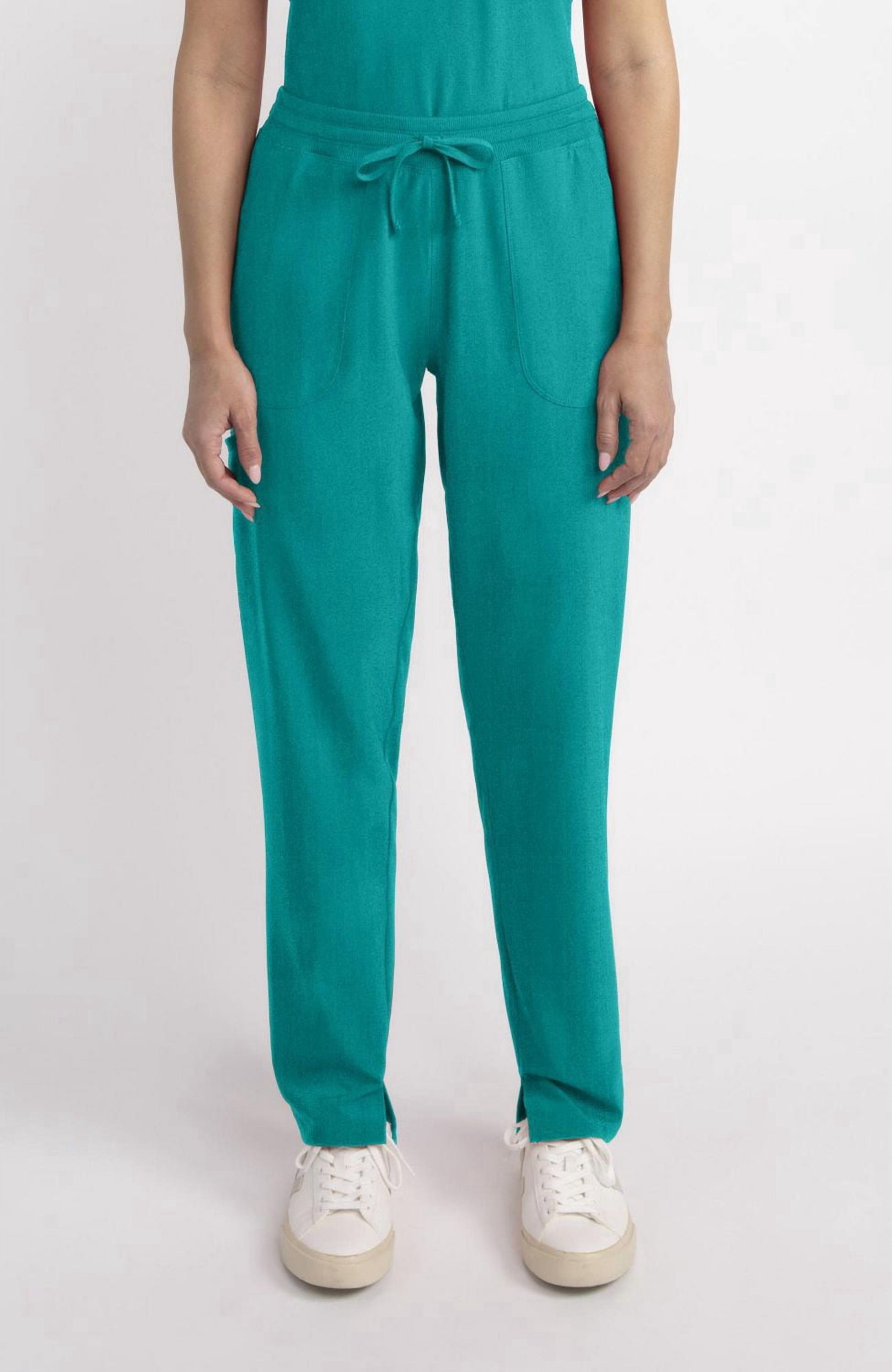 Pantalon médical cargo à jambe fuselée et cordon de serrage la collection Fashion Scrubstar pour femmes, tailles XS–3XL