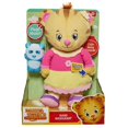 thumbnail image 4 of Daniel Tiger's Neighborhood Peluche Marguerite Parlante, 12 Pouces, 4 of 5