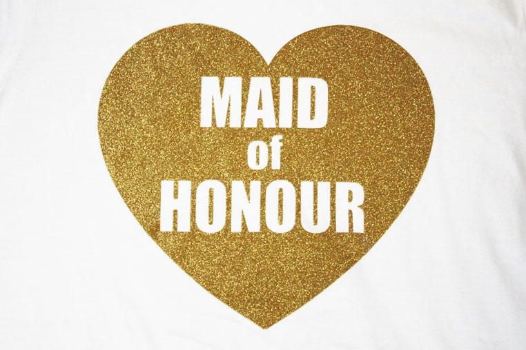T-shirts de fête de mariage. Idéal pour les parties de célibataire.