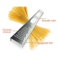 thumbnail image 4 of Fesfesfes Râpe à Fromage en Acier Inoxydable Outil Déchiqueteur de Fromage pour Râper le Parmesan, le Cheddar et Autres Fromages dans les Cuisines Domestiques et les Restaurants, 4 of 5