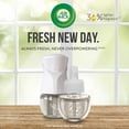 thumbnail image 5 of Air Wick Ensemble d'Huile Parfumée à Brancher, Fresh New Day, Simplement Coton, 1 Diffuseur + 1 Recharge, 5 of 5