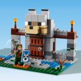 thumbnail image 3 of LEGO Minecraft Le fort des loup 21261 Ensemble de construction (312 pièces), 3 of 6