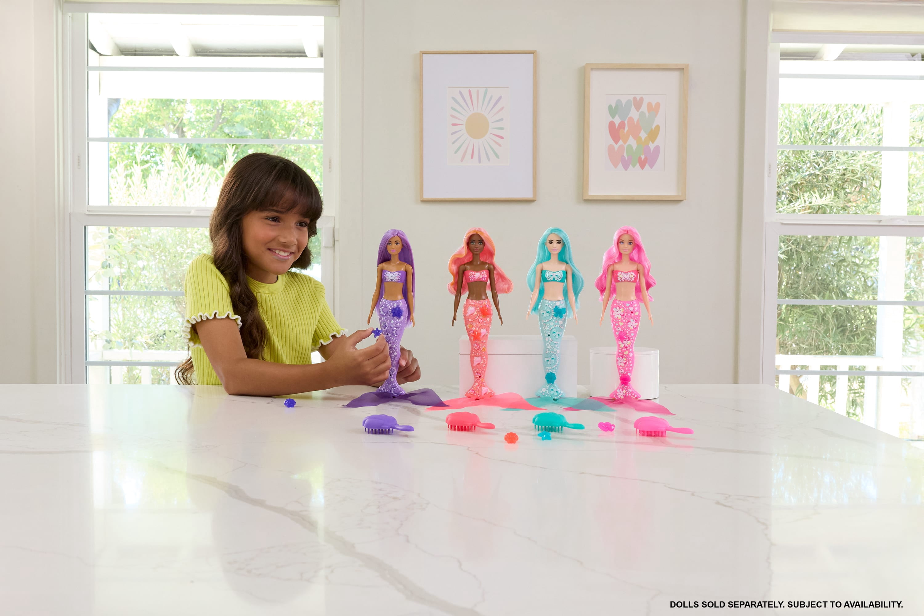 Barbie Poupée Barbie Color Reveal Sirène avec accessoires, 6 surprises (les styles peuvent varier)