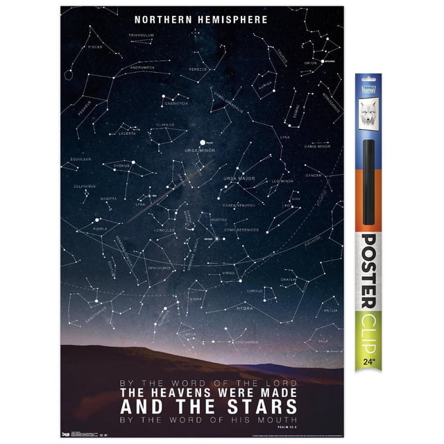 Affiche Murale The Stars, 22,375 Pouces x 34 Pouces, Affiche une Carte Étoilée Détaillée des constellations de l'Hémisphère Nord Incluant Ursa Major, Orion et Cassiopée sur un Ciel Nocturne Bleu Foncé avec des Lignes de constellation Blanches et des Étiquettes au-Dessus d'Une silhouette de Montagne. le Dessous Présente une Citation du Psaume 33:6, Imprimée sur Papier Lustré, Idéale pour l'Encadrement Ou à Accrocher avec des Pinces pour Affiche.