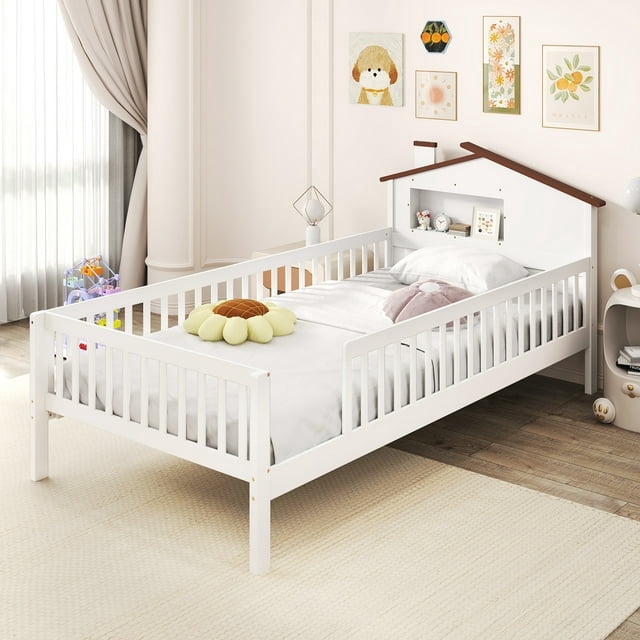 Gymax Lit pour Enfants Format Simple en Bois Massif avec Rangement sous le Lit et Cube de Rangement Blanc. Tête de Lit en Forme de Maison avec Cube de Rangement Intégré pour les Essentiels du Coucher, Cadre en Bois Massif avec 10 Lattes en Contreplaqué (Sans Sommier), Pieds de Soutien Robustes Homologués à 440 Lb/200 kg, Rangement sous le Lit de 8,5 Pouces/21 cm, Garde-Corps Latéraux et Entrée Latérale Basse; Utilisé Souvent pour Garder les Jouets Ou les Livres Organisés.