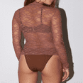 thumbnail image 4 of Chemise Basique en Dentelle Transparente à Col Roulé pour Femmes avec Manches Longues, 4 of 6