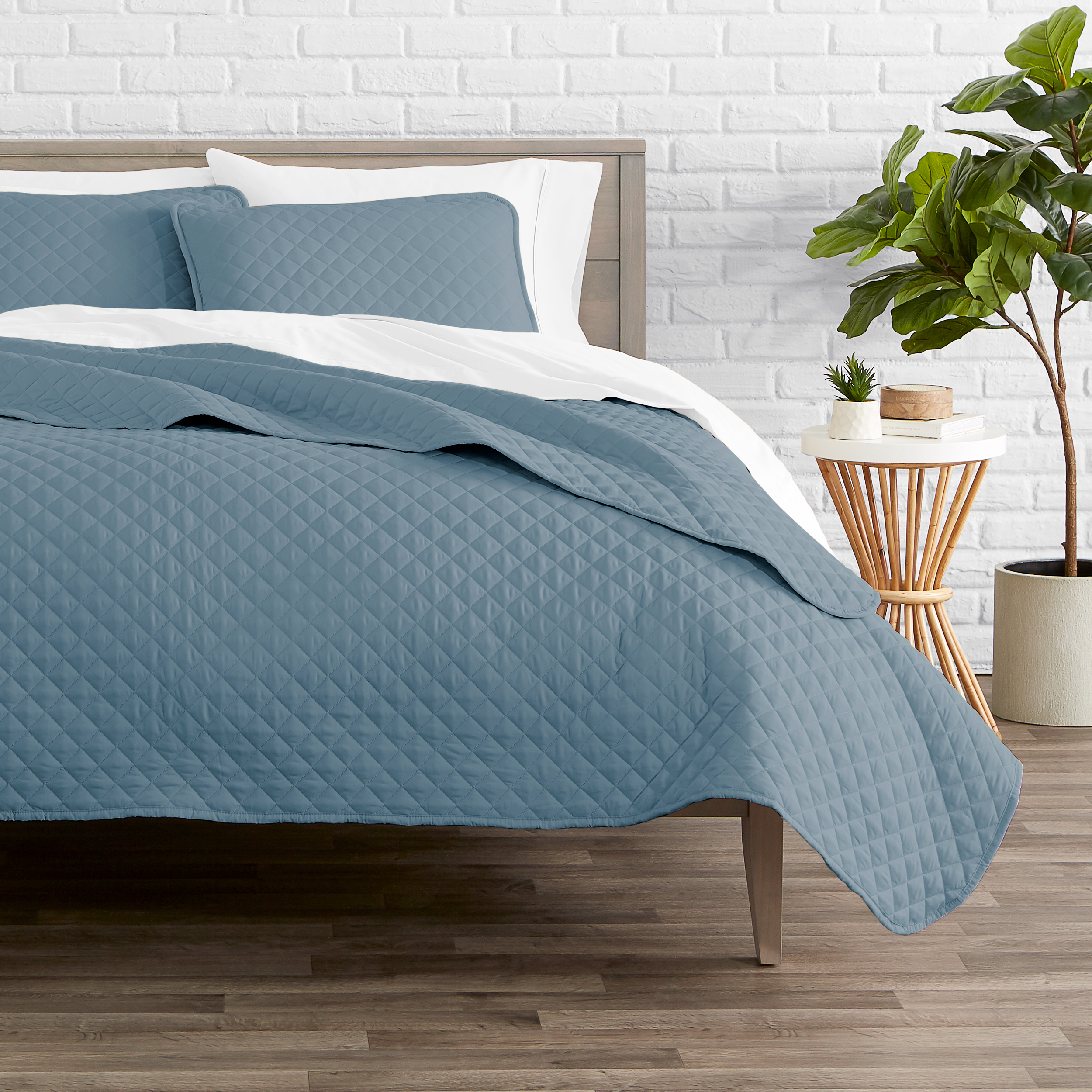 Bare Home Quilt Set - 3 Piece - Diamond Stitched Bedspread Coverlet - Full/Queen, Coronet Blue