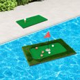 thumbnail image 1 of Costway Tapis de Golf Rectangulaire Flottant Vert pour Piscine Comprend Tapis de Frappe de Golf 6 Balles de Golf, 1 of 10