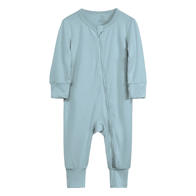 2025 Cotton Boy Romper Rompers Footless Pajamas Zipper Boy Clothes Summer Long Sleeve Sleeper. A light blue, long-sleeve, footless romper made from a soft cotton blend with a front zipper closure and zipper guard for added comfort. Designed for newborns and toddlers, this romper is suitable for playtime, naptime, or special occasions like baby showers and first birthdays. Available in various sizes for ages 0-24 months.
