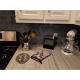thumbnail image 3 of Carolines Treasures 7004OVMT Basset Hound Oven Mitt, 3 of 3