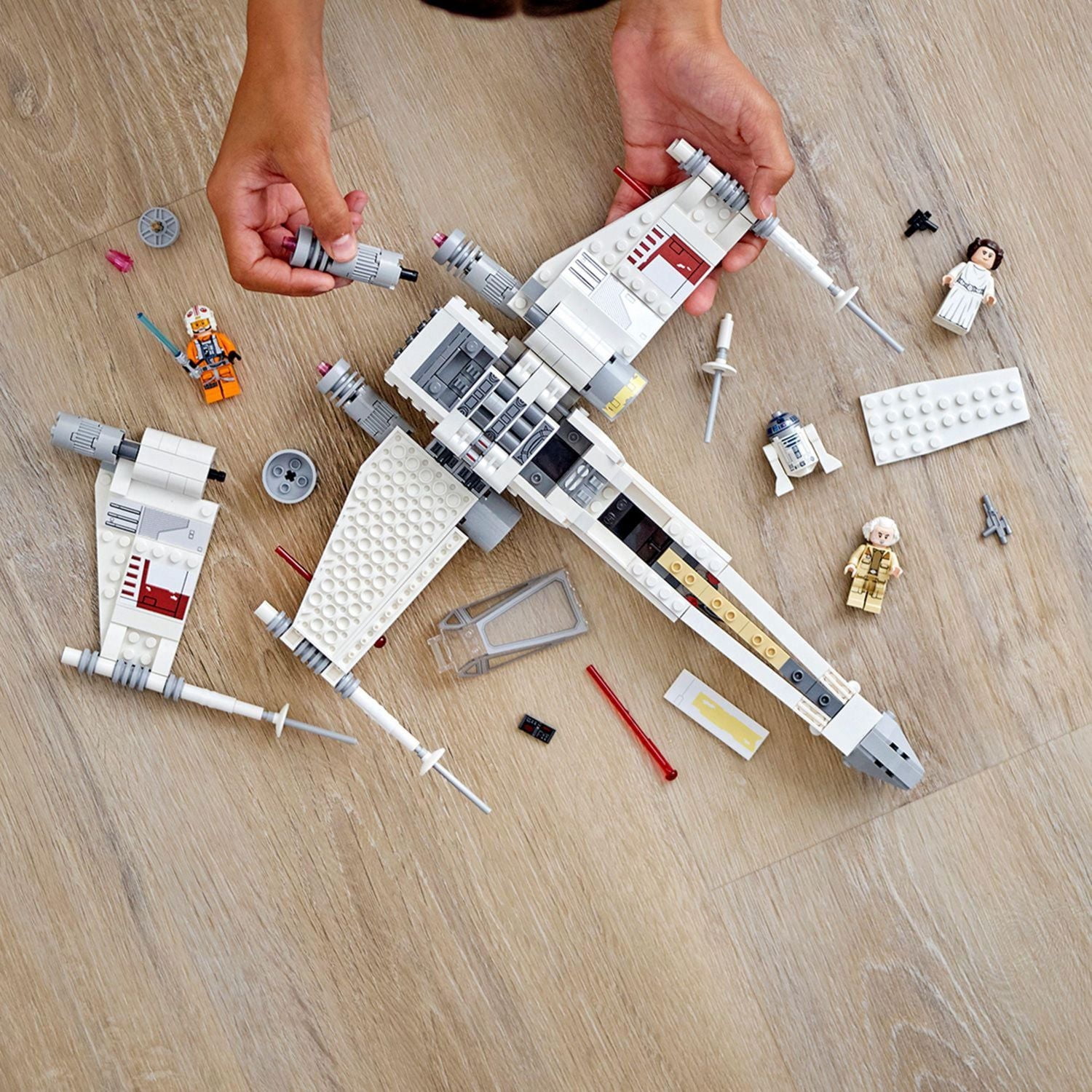 LEGO Star Wars Le chasseur X-Wing de Luke Skywalker 75301, Ensemble de construction (474 pièces)