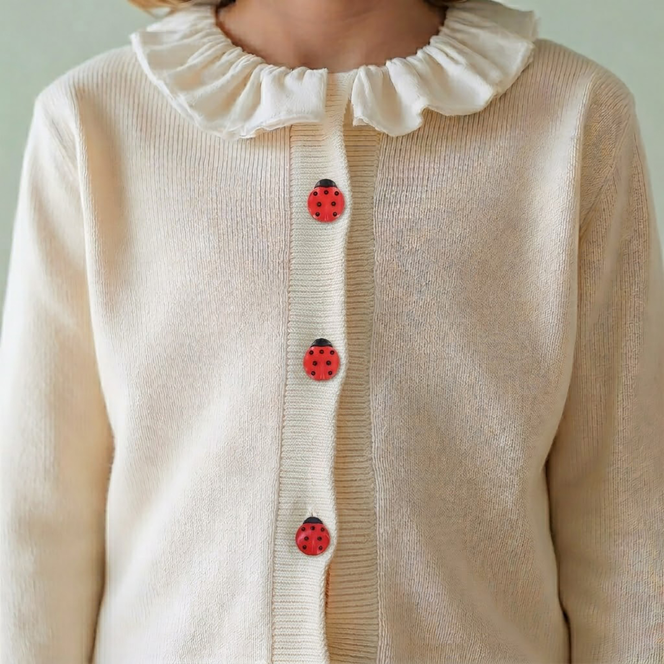 LA VOGUE Ladybug Novelty Shank Buttons 18 mm (0.71 in), rouge