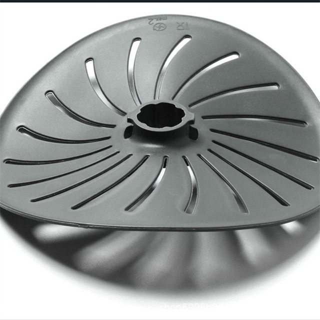 Jinsinto Couvercle de protection pour Disque de Cuisson et Lame Conçu pour les Modèles Thermomix TM6, TM5 et TM31. le Disque Présente un Matériau durable et Sécuritaire pour les Aliments avec un design Ajouré pour Assurer une Cuisson Uniforme et la Préservation des Nutriments Lors de la Cuisson à Basse Température Ou sous Vide. Il s'Ajuste Solidement au-Dessus du Couteau Mélangeur, Empêchant les Lames d'Entrer en Contact avec les Aliments pour une Cuisson Sûre et Douce. Va au Lave-Vaisselle pour un Nettoyage Facile.