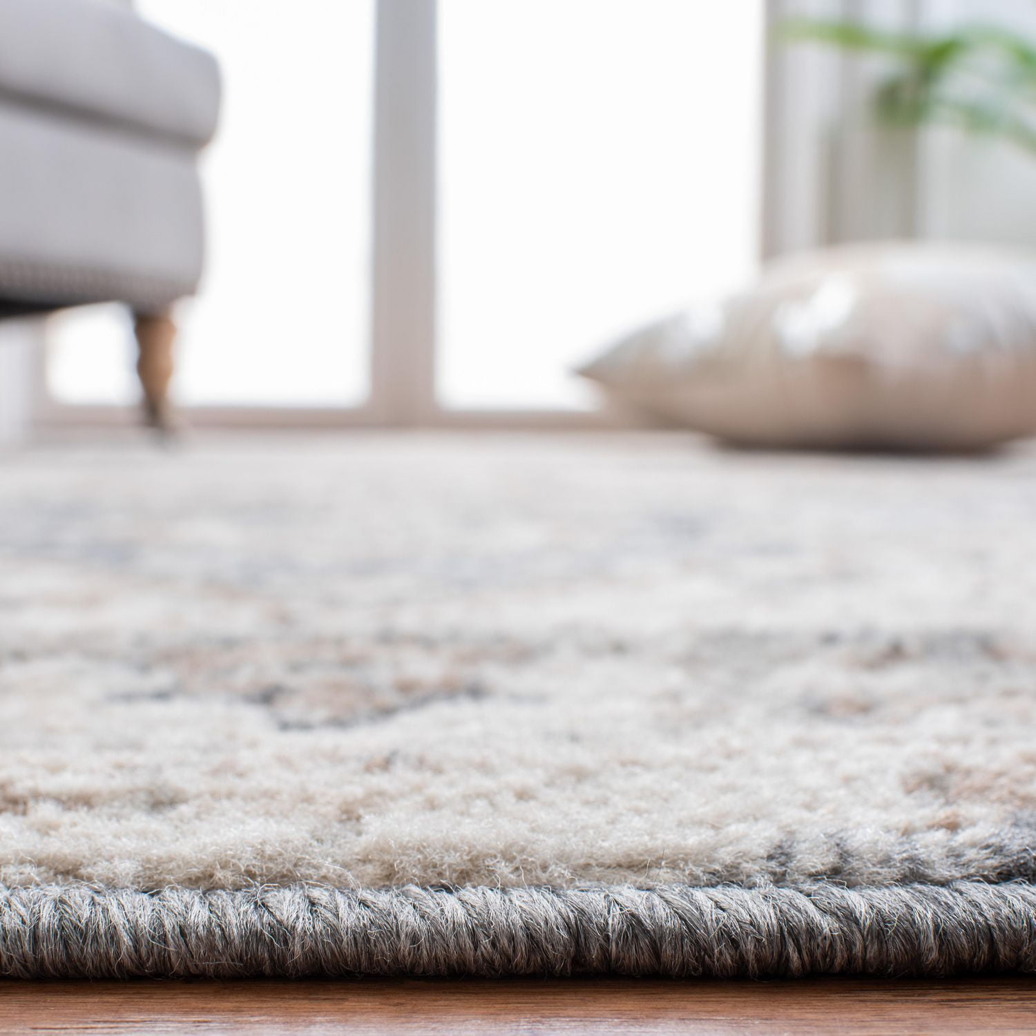 Safavieh Pyramid Jefferson Tapis Floral