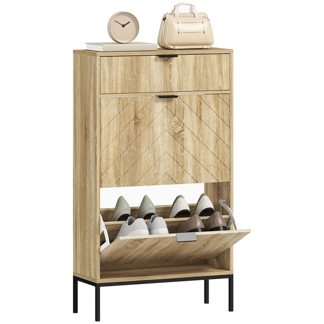 HOMCOM Armoire à Chaussures avec 2 Tiroirs Basculants Étagères Ajustables pour 8 Paires Chêne. Meuble d'Entrée compact avec Fini grain de Bois Chêne Naturel et Motif chevron. Comprend Deux Tiroirs Basculants avec Séparateurs Ajustables pour jusqu'à 8 Paires de Chaussures, un Tiroir Coulissant pour Accessoires et un Dossier Ventilé pour la Fraîcheur. design Mince avec Pattes en Acier Noir Convient aux Petits Espaces comme les Appartements Ou les Couloirs, Idéal pour le Rangement des Chaussures.
