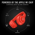 thumbnail image 4 of Casque Supra-Auriculaire Sans Fil Beats Solo3 Remis à Neuf - Puce W1, Bluetooth Classe 1, 40 Heures d'Écoute, Microphone et Commandes Intégrés - (Rouge), 4 of 9