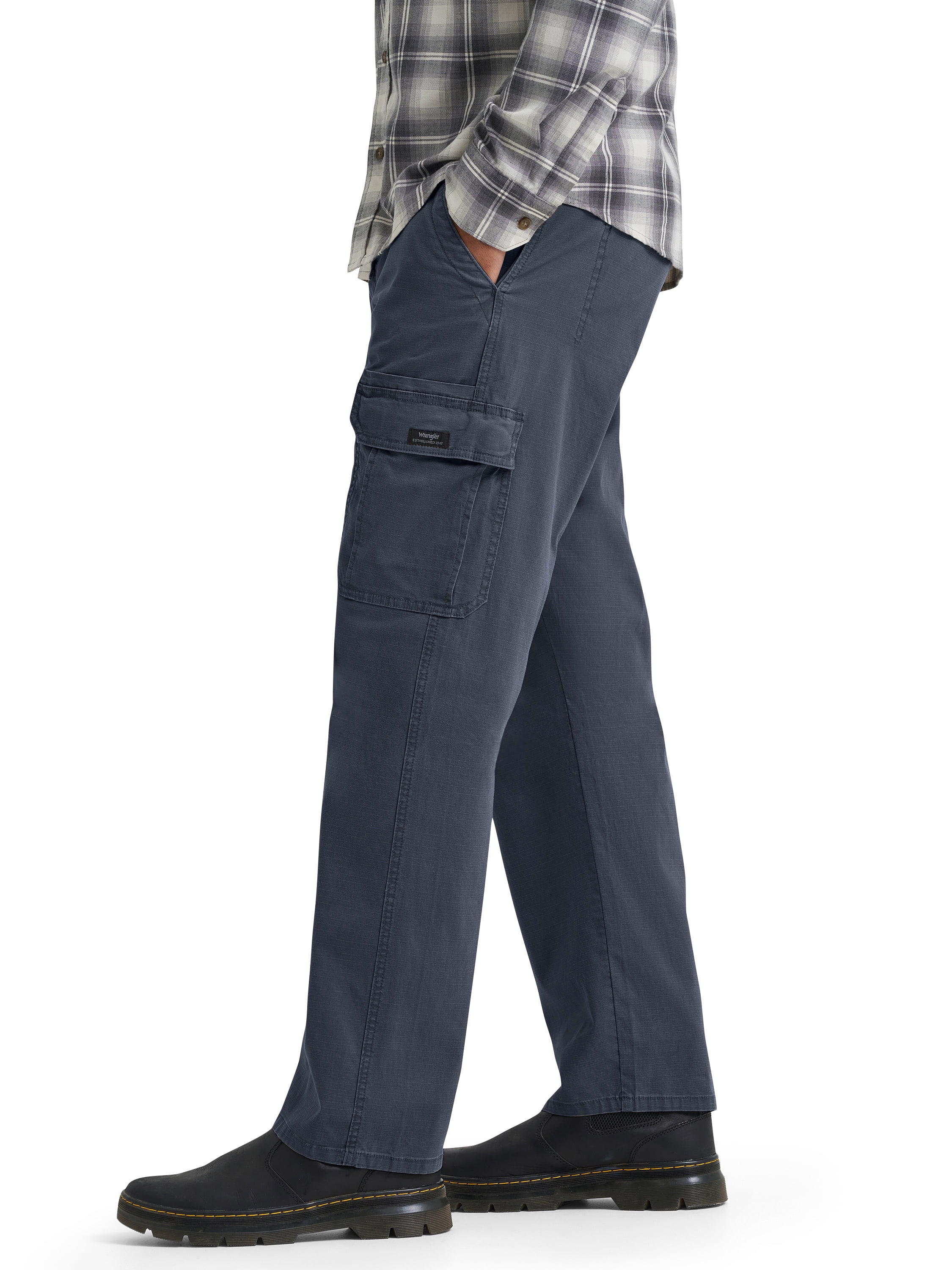 Pantalon cargo pour hommes Wrangler® Core à coupe décontractée