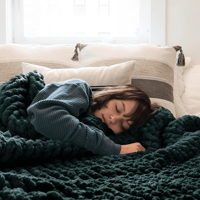 Comtest Chunky Knit Throw Blanket Chenille, Dark Green, 71"x80"(Queen Size)