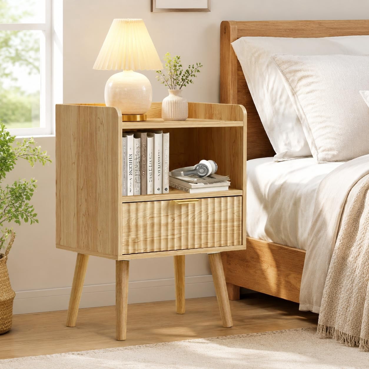 SOBREMESA 16" Fluted Nightstand Set of 2 with Charging Station, Modern Bedside Table with Drawer, with Storage, End Table for Bedroom, Light Oak