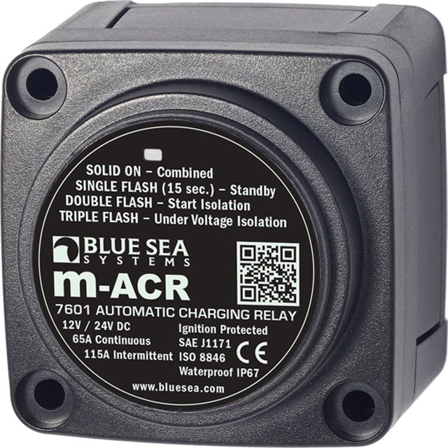 Blue Sea Relais de Détection de Tension de Batterie 7601-BSS M Series; 12/24 Volts DC; 65 Ampères Continu/115 Ampères Interactif; Taille du Câble 1/0 AWG; Montage Surface/arrière/panneaux; 1/4 Pouce-20 Pieds; Étanche