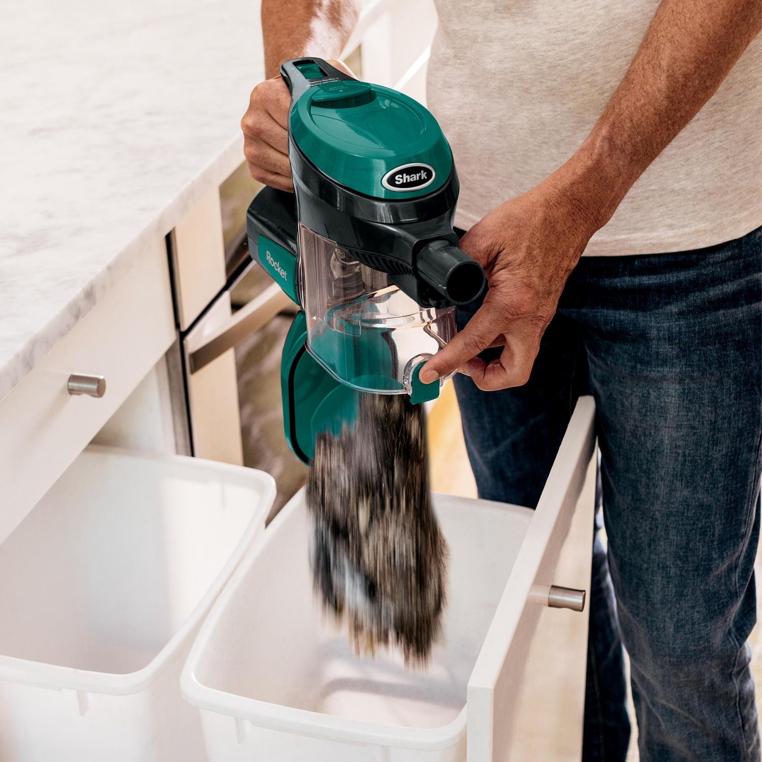 Aspirateur-balai filaire Shark®, vert, CS110EMC