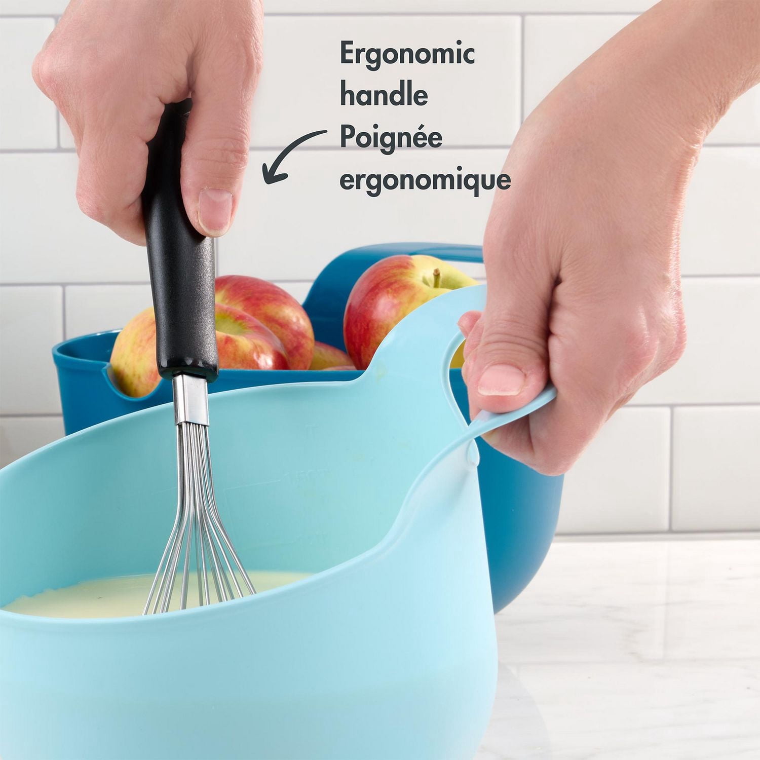 Ensemble 36 pc d'ustensiles pour cuisine Mainstays avec plateau de rangement, noir et transparent