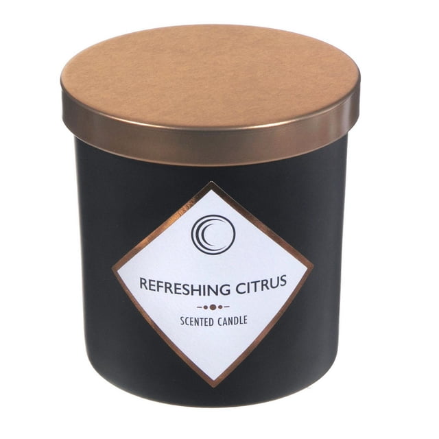 Bougie Parfumée 7Oz Noire Mate avec Couvercle (Agrumes Rafraîchissants) - une Bougie en Pot 7Oz Orientée vers l'Avant en Noir Mat avec Couvercle en bronze et Étiquette en Diamant Blanc Lisant « Agrumes Rafraîchissants », Idéale pour la Déco de la Maison et pour Créer une Atmosphère Apaisante.