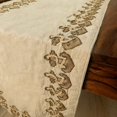 thumbnail image 3 of Le HomeCentric décoratif 16 '' x 120 '' Beige Table Runner avec broderie perlée, 3 of 4