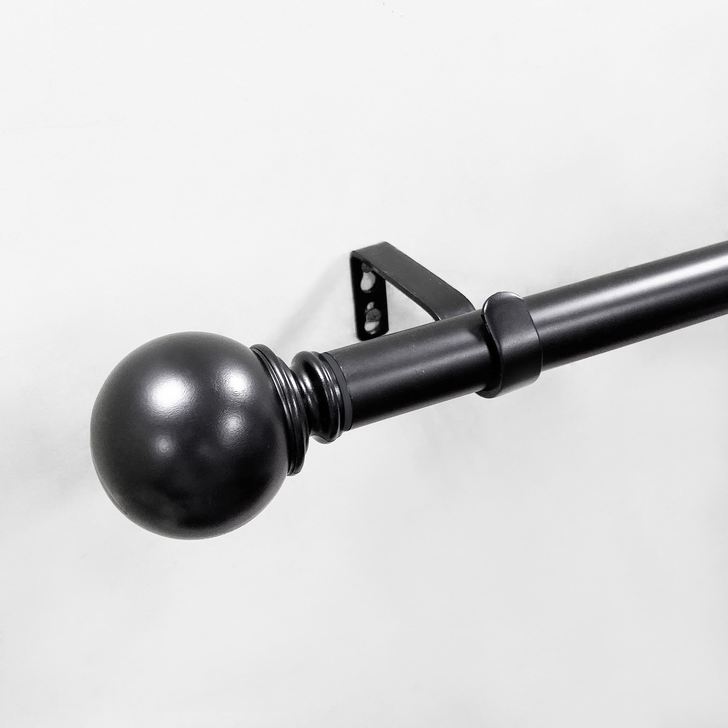 Mainstays 1” Black Ball Adjustable Curtain Rod, 30”-84”