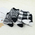 thumbnail image 3 of Chaussettes Douces pour Femmes Chaussettes Blanches Chaussettes Confortables Chaussettes Moelleuses pour Femmes Chaussettes en Polaire 5 Paires Blanches, 3 of 4