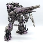 Transformer Toys Studio Series Leader Class TW-1028 Shockwave double converting Action Figure, 7.87-Inch Multicolor (General Edition)