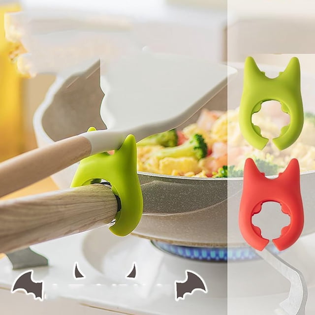 1PC Spoon And Lid Rest 2 PCS Spoon Pot Pan Holder Spatula Bracket Clips Heat Resistance Non Slip Silicone Pot Spoon Holder Pot Clip Holder Fun Cartoon Spoon Rest For Pot Kitchen Gadget Pink