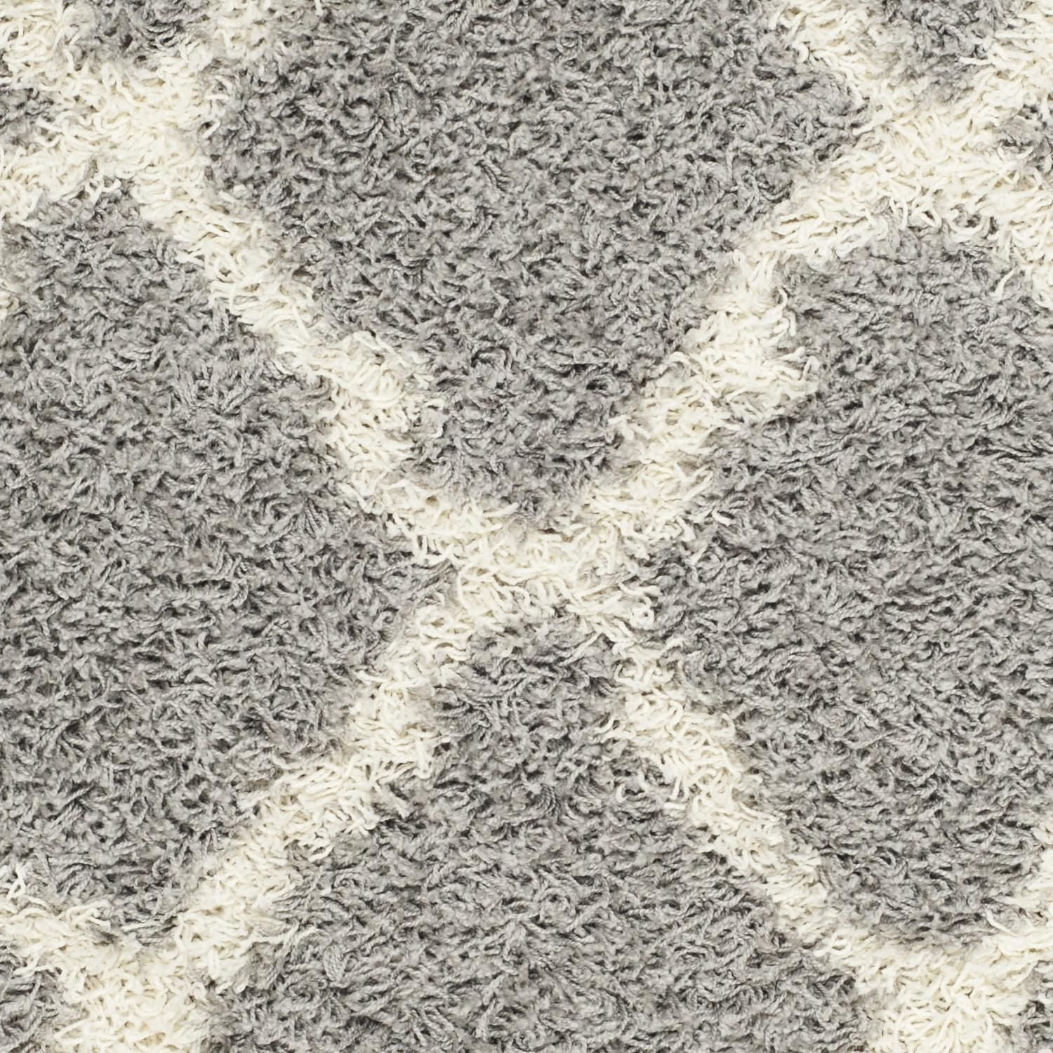 Safavieh Dallas Logan Geometric Shag Area Rug